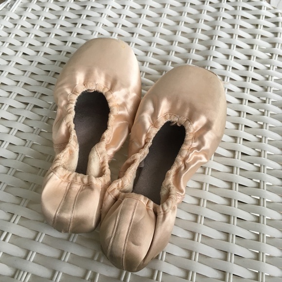 Bloch Other - Bloch Used DEAD Ballet Pointe Shoes for Holiday Decoration or DIY project only